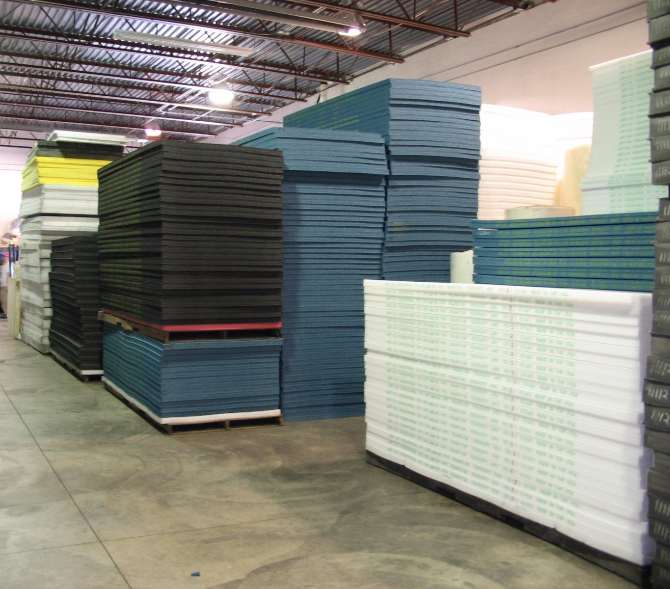 48 x 108 x 1 - 2.2 lb. Density, Polyethylene Foam Plank, Laminated, White  - BGR